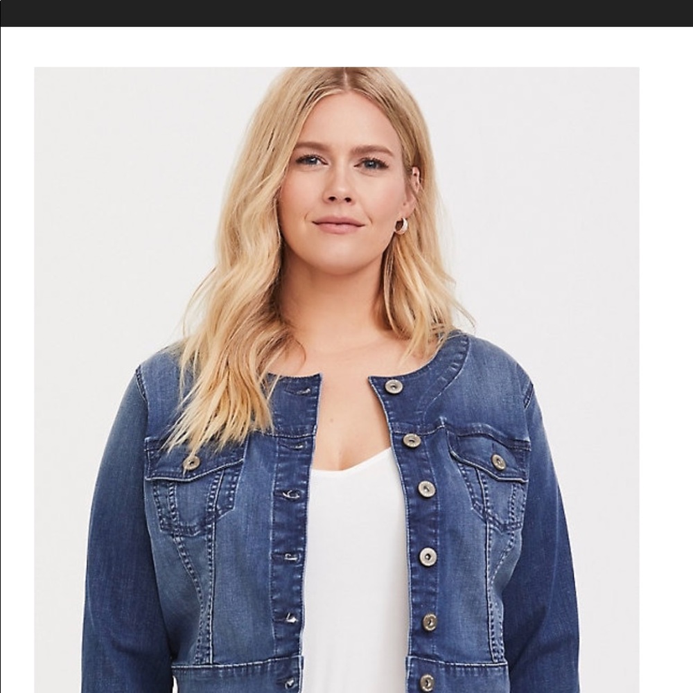 Torrid denim jacket size 1